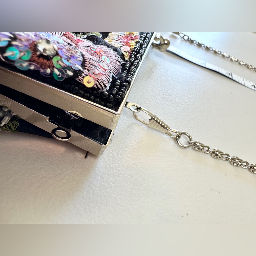 Alto Beaded Floral Clutch Purse Evening Bag Chain Strap - Picture 12 of 14